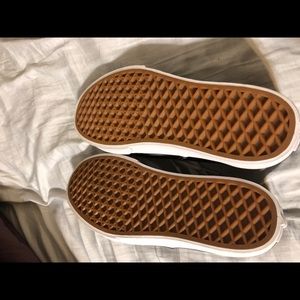 Vans Shoes - Black vans tennis shoes Vans Shoes - Black vans tennis shoes